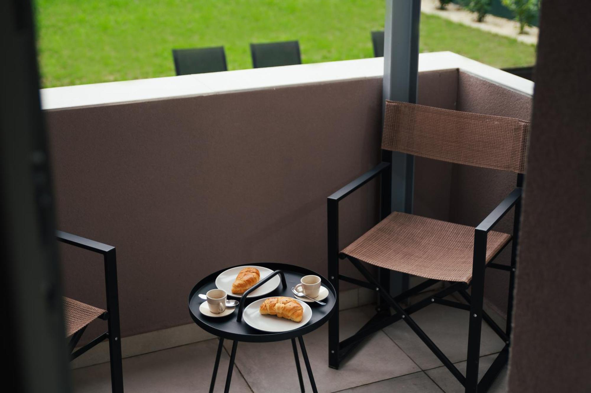 H30 Apartman Pecs Exterior photo
